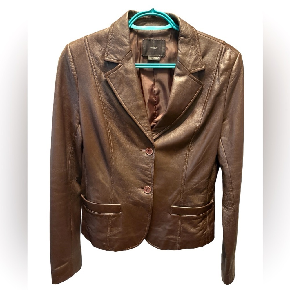 Identify Brown Leather Blazer Size 8
